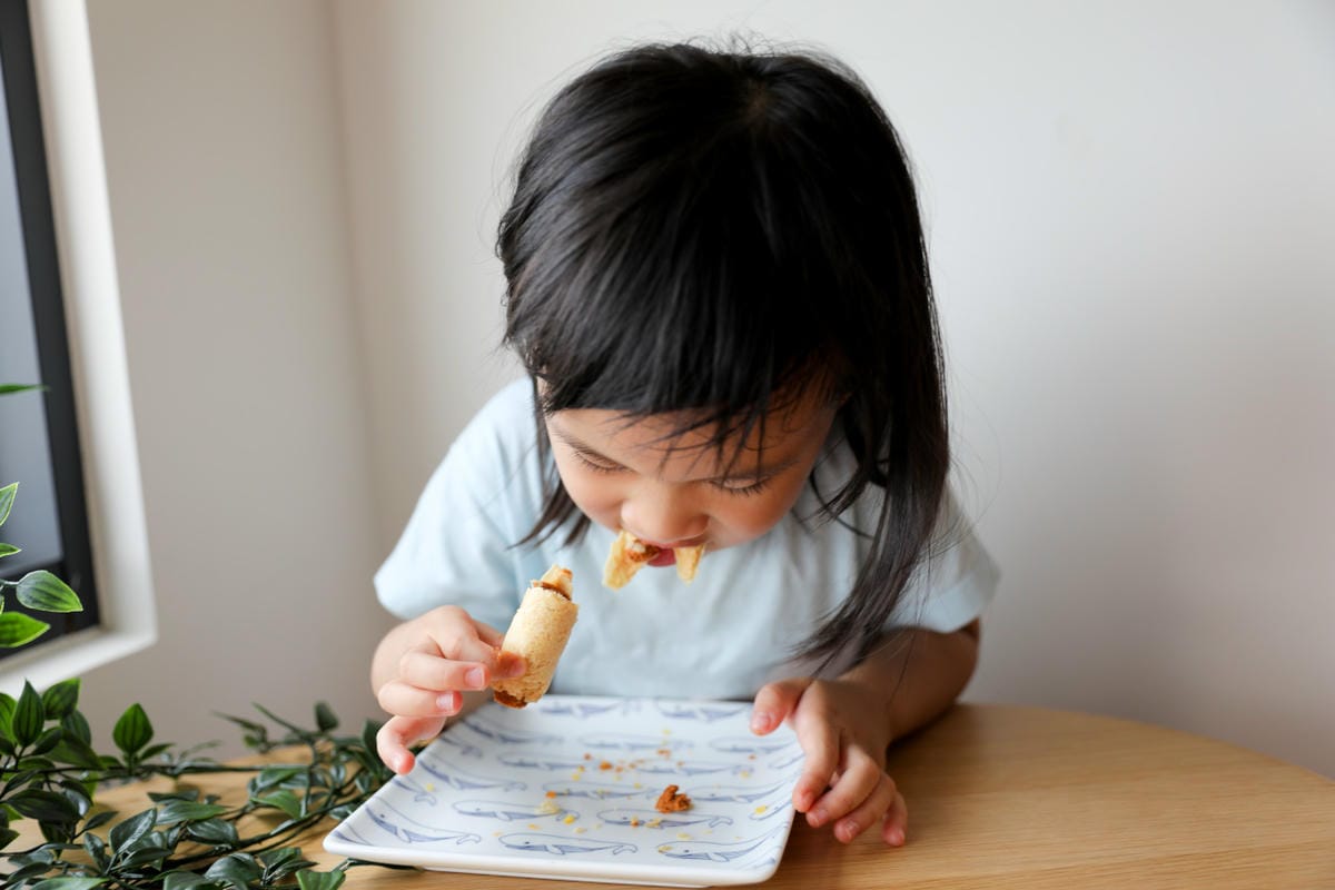 2024中秋禮盒推薦! 實心蛋捲.實心流沙月餅 台中十大伴手禮-金口碑獎 彌月禮盒.過年禮盒.端午禮盒 送禮推薦!