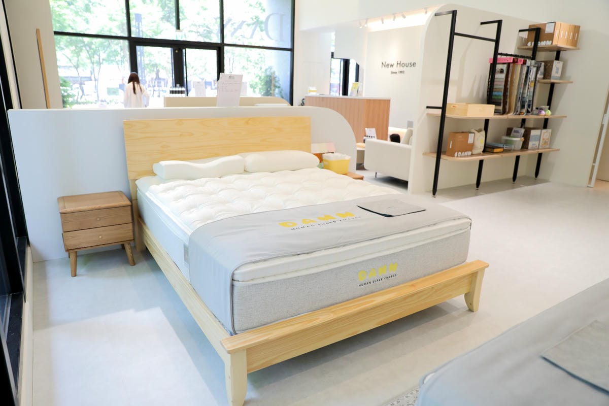 台北沙發床墊推薦! 新莊超美家具店 NewHouse新家園沙發 x Dann充個墊床墊(新北新莊店) - 第25張圖 台北沙發床墊推薦! 新莊超美家具店 NewHouse新家園沙發 x Dann充個墊床墊(新北新莊店)