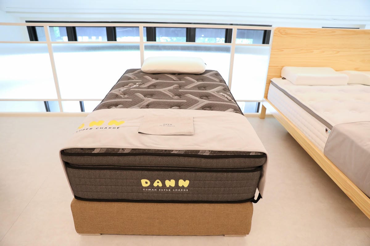 台北沙發床墊推薦! 新莊超美家具店 NewHouse新家園沙發 x Dann充個墊床墊(新北新莊店) - 第43張圖 台北沙發床墊推薦! 新莊超美家具店 NewHouse新家園沙發 x Dann充個墊床墊(新北新莊店)