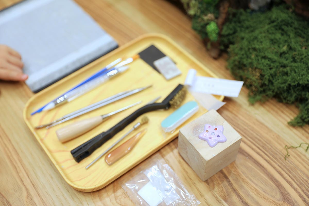 台北銀黏土寶石戒指DIY體驗課程推薦! Does Art 都是藝術 晴光店 可同時體驗手作簇絨地毯DIY課程~