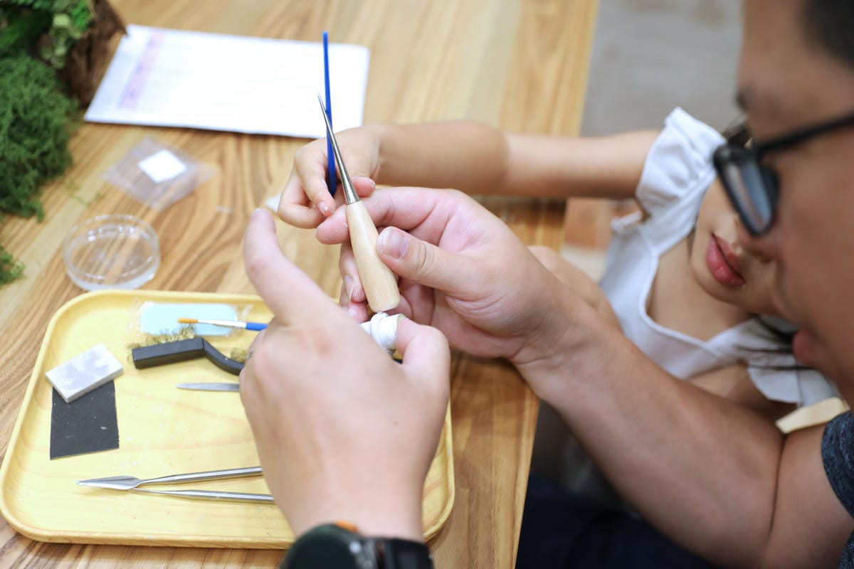 台北銀黏土寶石戒指DIY體驗課程推薦! Does Art 都是藝術 晴光店 可同時體驗手作簇絨地毯DIY課程~