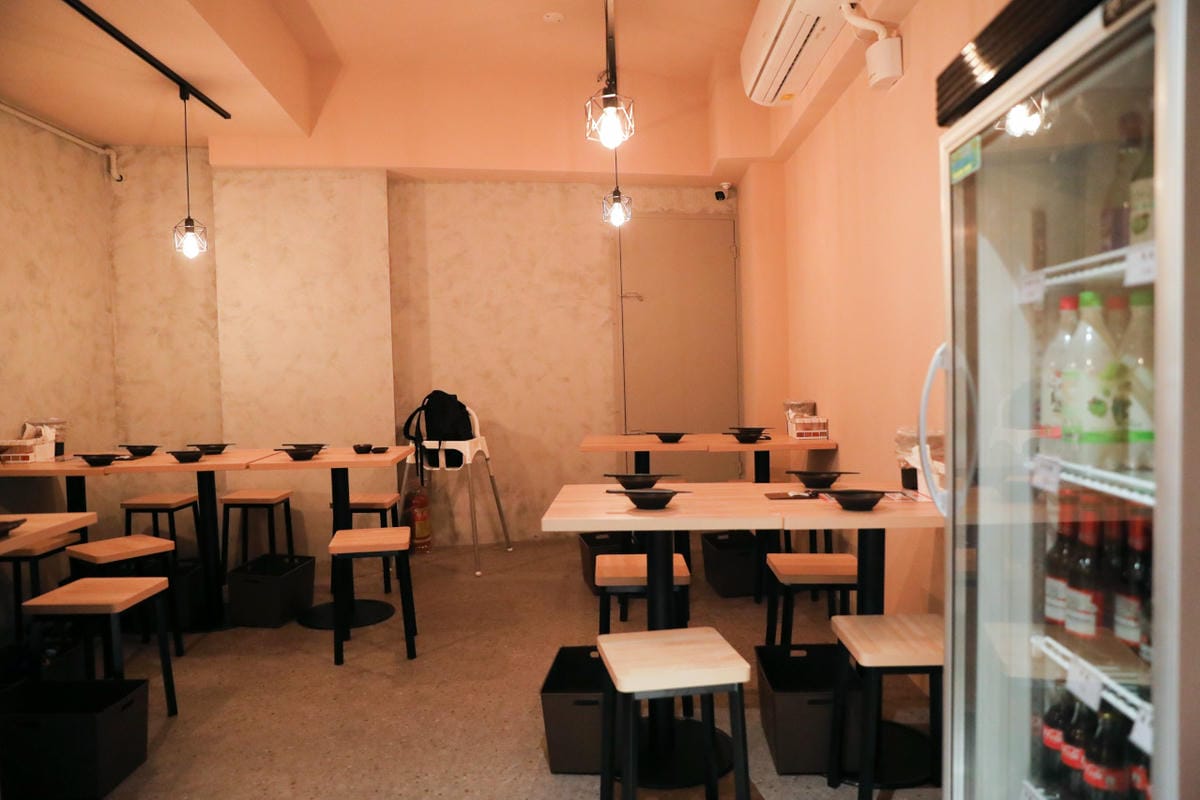 新莊美食 連鎖串燒居酒屋品牌柒息地串燒居酒屋新莊中華店 19元起平價串燒外帶推薦! 最用心的烤肉醬,喝生啤配串燒最對味!