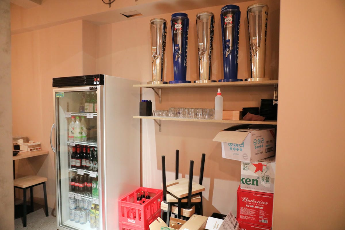 新莊美食 連鎖串燒居酒屋品牌柒息地串燒居酒屋新莊中華店 19元起平價串燒外帶推薦! 最用心的烤肉醬,喝生啤配串燒最對味!