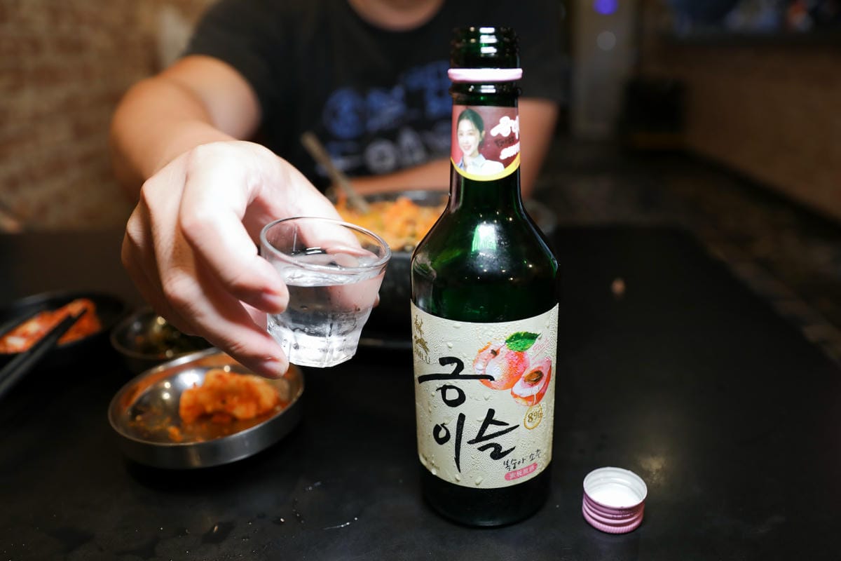 桃園平價韓式料理推薦! 韓歐尼韓式料理(慈文店) 韓國燒酒.起司泡菜石鍋拌飯.海鮮豆腐鍋.辣炒年糕