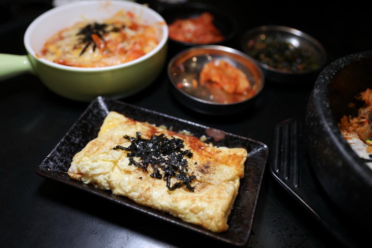 桃園平價韓式料理推薦! 韓歐尼韓式料理(慈文店) 韓國燒酒.起司泡菜石鍋拌飯.海鮮豆腐鍋.辣炒年糕