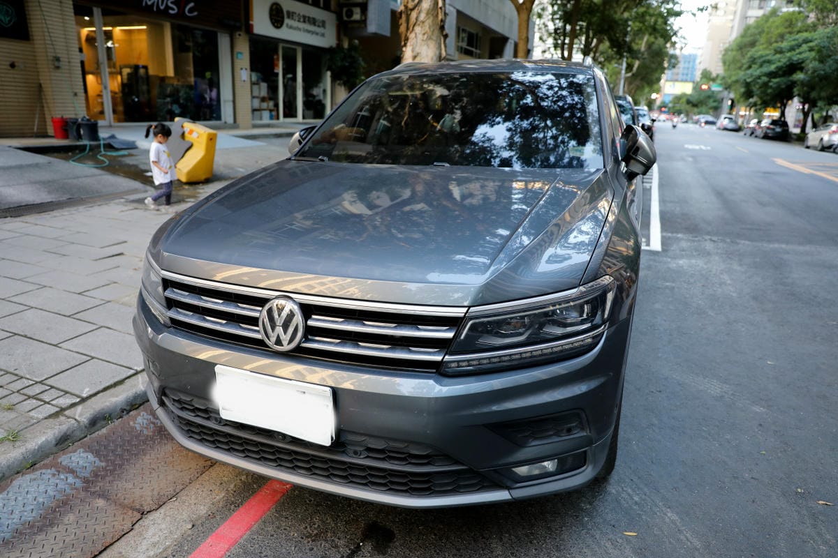 林口汽車美容店家推薦! Whippin Paradise 威品天堂車體防護 銀石鍍膜體驗組+玻璃鍍膜 輕鬆保養車漆.雨天視線清晰行車更安全~ - 第6張圖 林口汽車美容店家推薦! Whippin Paradise 威品天堂車體防護 銀石鍍膜體驗組+玻璃鍍膜 輕鬆保養車漆.雨天視線清晰行車更安全~