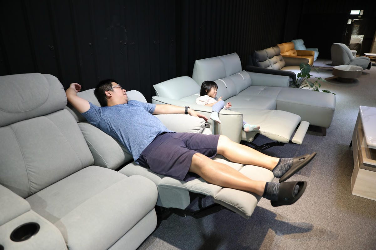新北電動沙發專賣店推薦! 舒格登電動沙發 新北樹林高CP值電動沙發,顏色尺寸軟硬度皆可客製化 - 第12張圖 新北電動沙發專賣店推薦! 舒格登電動沙發 新北樹林高CP值電動沙發,顏色尺寸軟硬度皆可客製化