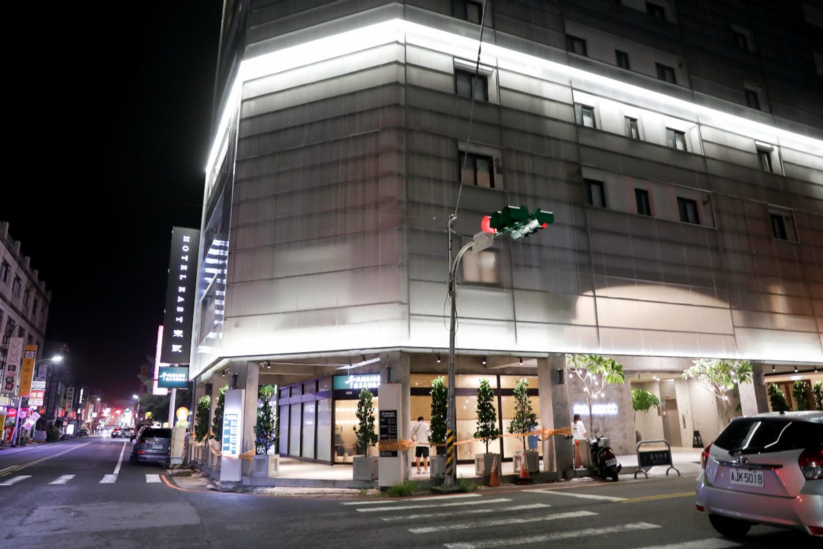 宜蘭新月廣場住宿推薦! 宜蘭東旅 住宿按摩.寵物友善.日式早餐.暖胃宵夜 宜蘭親子兩天一日遊行程推薦蘭陽動植物王國 - 第2張圖 宜蘭新月廣場住宿推薦! 宜蘭東旅 住宿按摩.寵物友善.日式早餐.暖胃宵夜 宜蘭親子兩天一日遊行程推薦蘭陽動植物王國