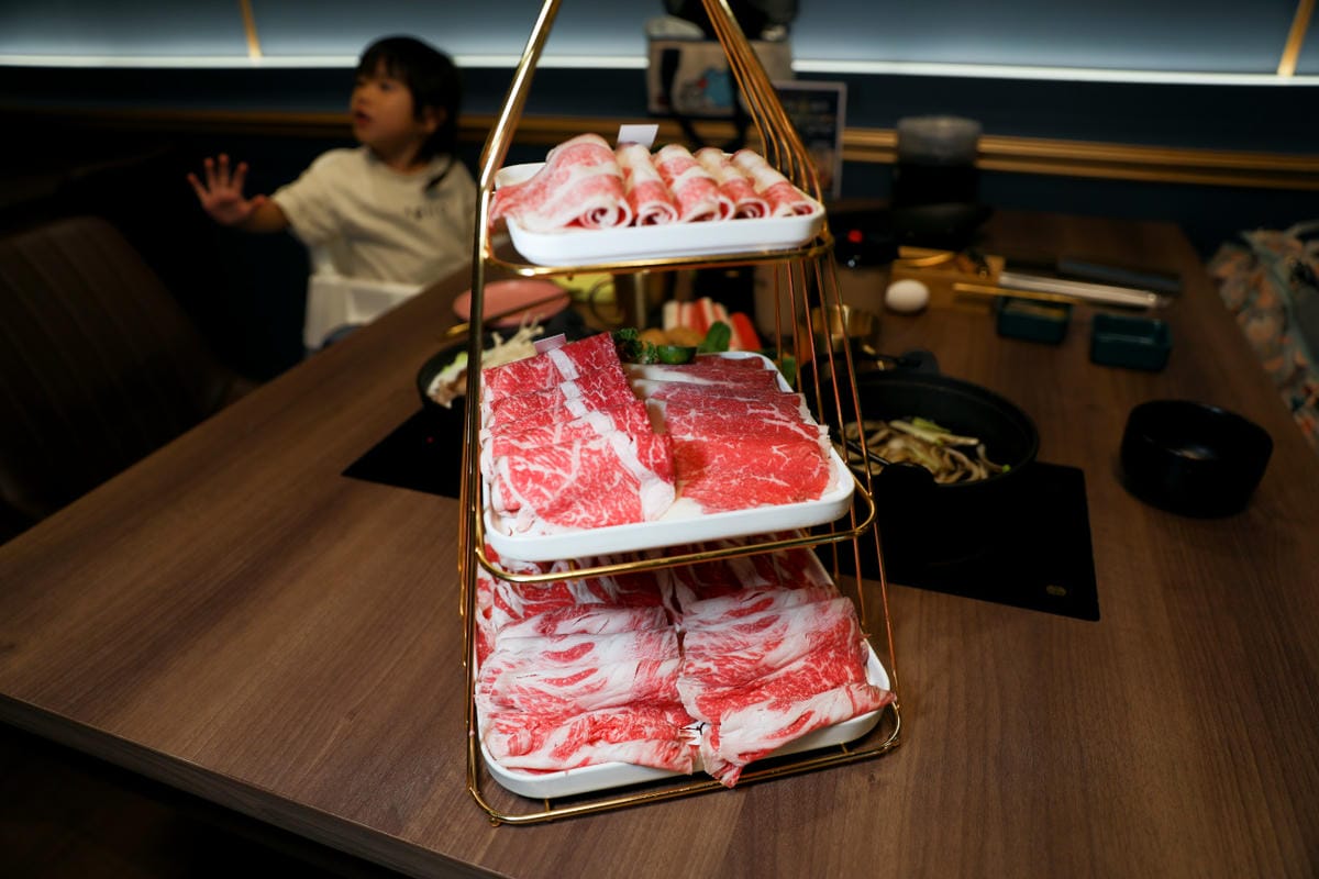 桃園火車站火鍋 金蒔鍋物(站前店) 桃園鍋物聚餐餐廳推薦! 夢幻肉天堂享受A5和牛