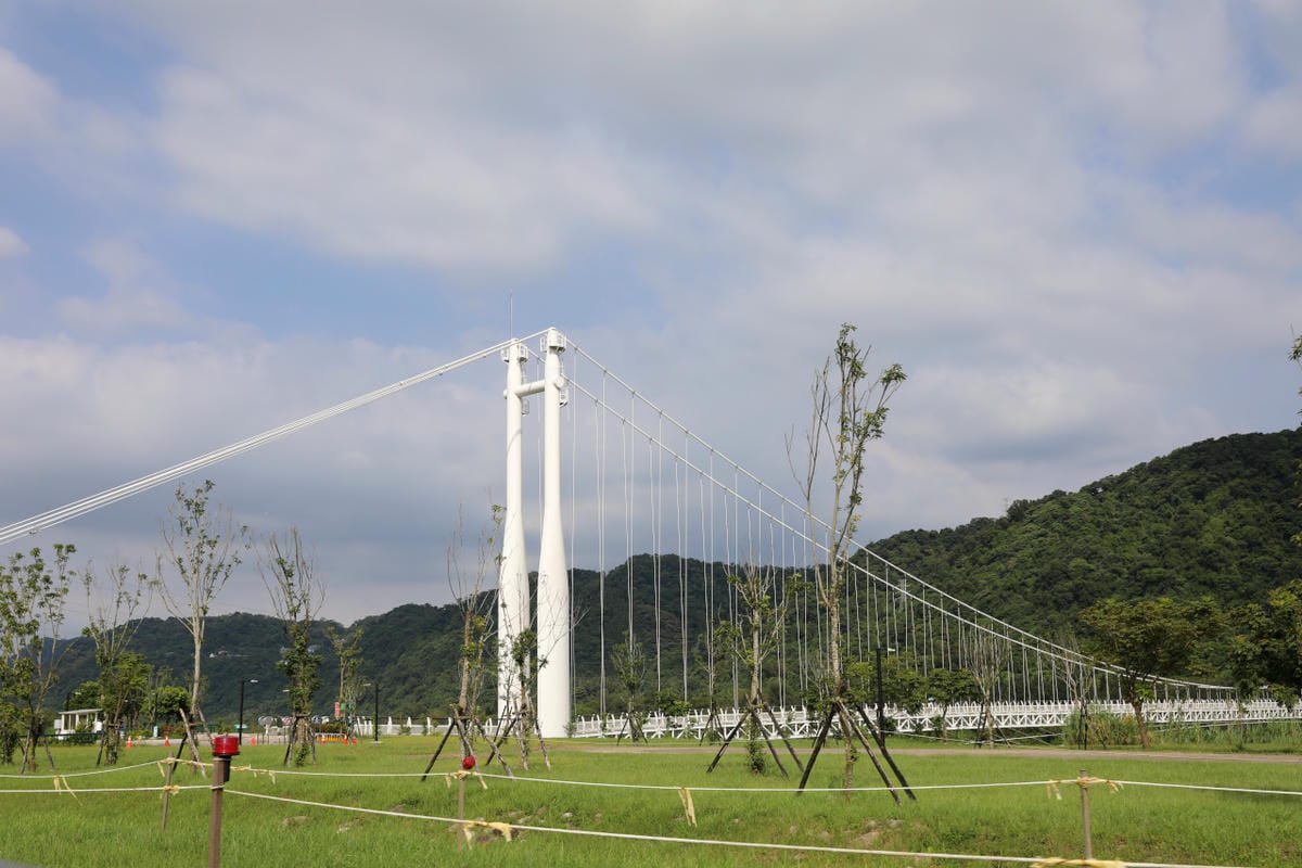 桃園大溪親子一日遊 大漢溪自行車道騎腳踏車遊山豬湖生態親水園區,大溪老街吃美食 中庄吊橋.月眉人工溼地.中庄調整池.中庄景觀土丘(共融遊具).瑞興濕地