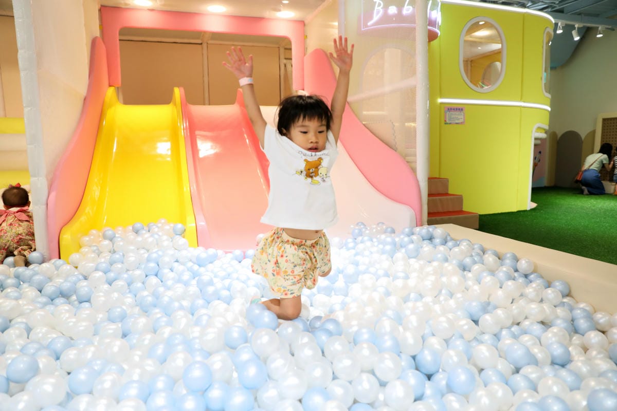 新莊室內兒童遊樂場推薦! 愛寶兒雲夢樂園Babeland 2024新北親子雨備好去處,平日遊玩不限時 球池.溜滑梯.沙坑.小火車.角色扮演,還有豐富主題課程免費參加 - 第12張圖 新莊室內兒童遊樂場推薦! 愛寶兒雲夢樂園Babeland 2024新北親子雨備好去處,平日遊玩不限時 球池.溜滑梯.沙坑.小火車.角色扮演,還有豐富主題課程免費參加