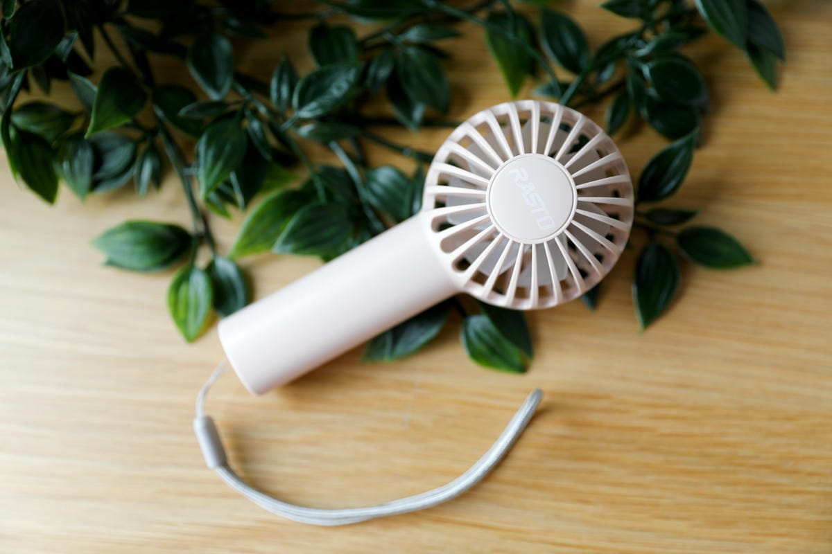 3C質感生活禮物推薦! RASTO RS62 日系設計電量顯示真無線5.3藍牙耳機+RASTO RK14 隨身便攜三段風速手持充電風扇