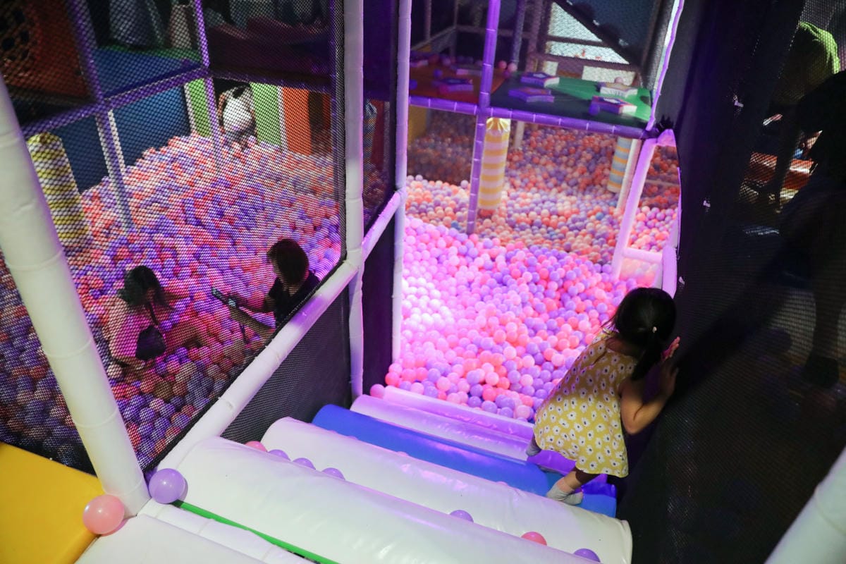 桃園A19環球購物中心 室內親子樂園推薦! 追風奇幻島-奇幻城堡