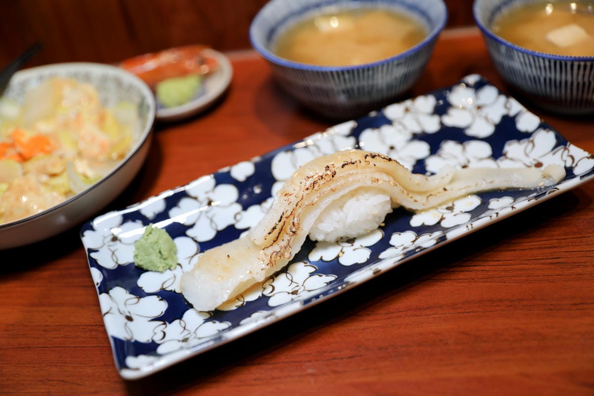 林口生魚片丼飯推薦! 林日式料理 超厚生魚握壽司,驚喜版生魚丼飯 - 第18張圖 林口生魚片丼飯推薦! 林日式料理 超厚生魚握壽司,驚喜版生魚丼飯