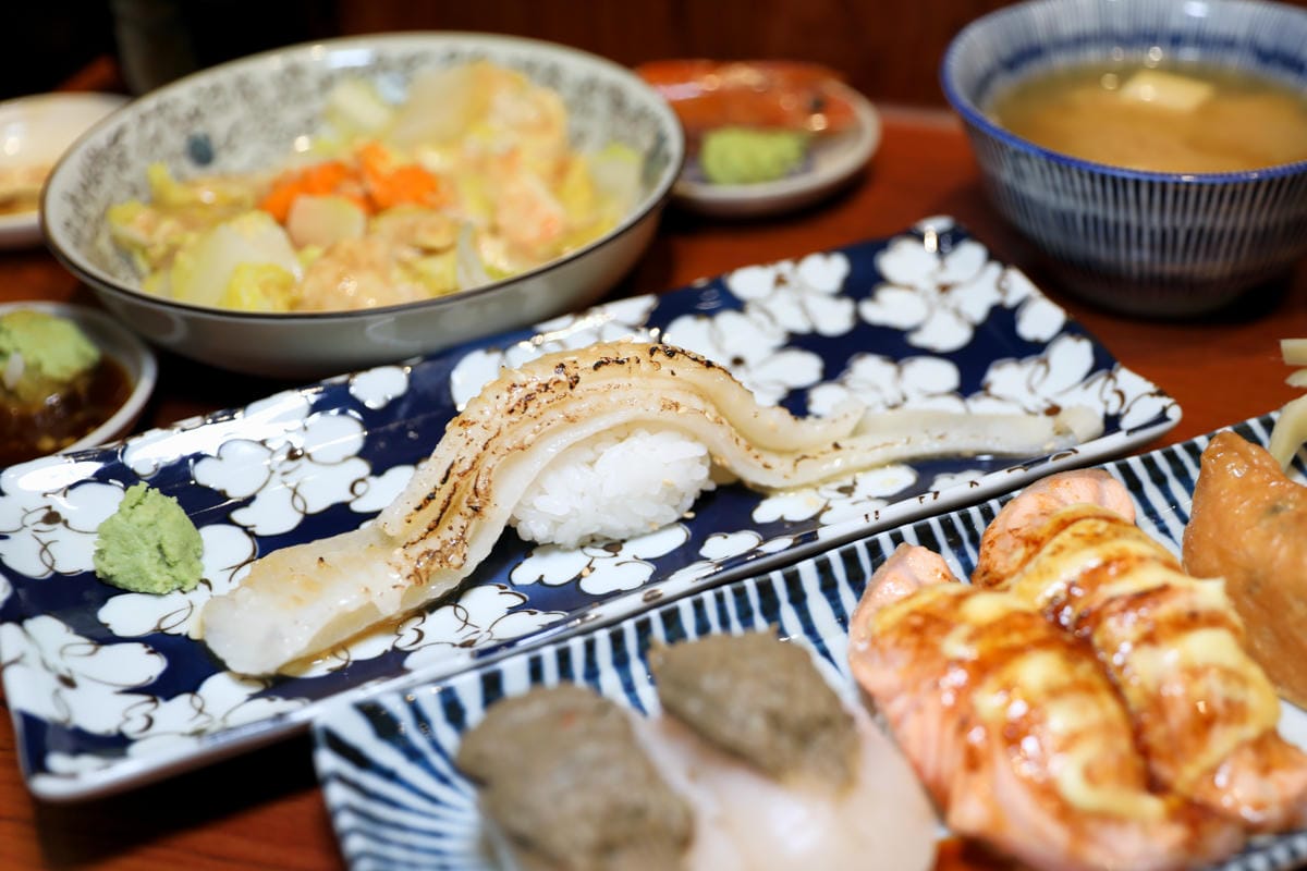 林口生魚片丼飯推薦! 林日式料理 超厚生魚握壽司,驚喜版生魚丼飯 - 第19張圖 林口生魚片丼飯推薦! 林日式料理 超厚生魚握壽司,驚喜版生魚丼飯