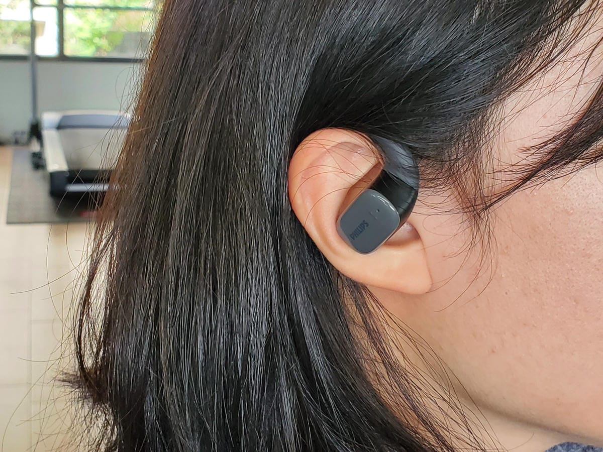 PHILIPS 22h長續航氣傳導真無線運動耳機-TAT3708 IPX4 開放式耳掛藍牙耳機推薦! IPX4防水等級,戶外運動遇雨也不怕!