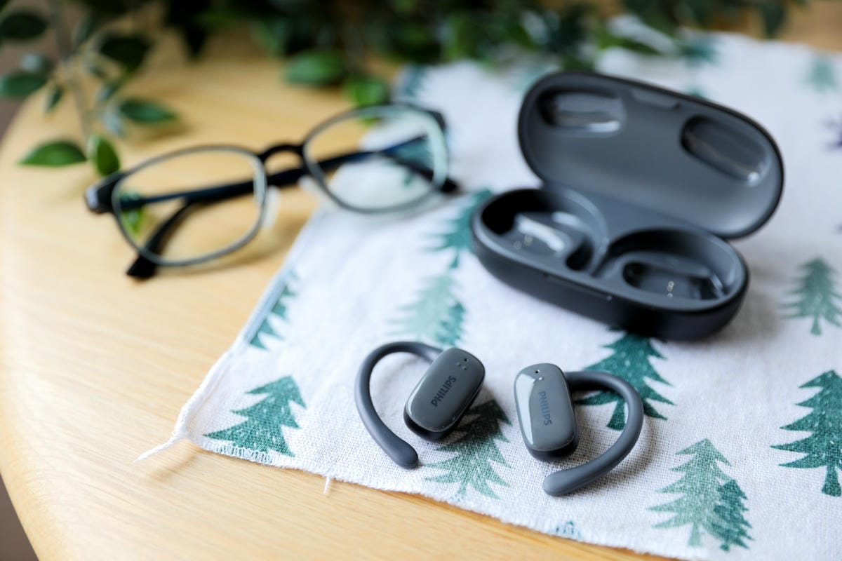 PHILIPS 22h長續航氣傳導真無線運動耳機-TAT3708 IPX4 開放式耳掛藍牙耳機推薦! IPX4防水等級,戶外運動遇雨也不怕!
