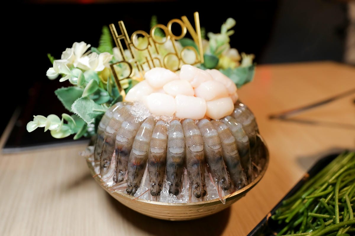 四川龍府放感情麻辣火鍋 內湖生日壽星優惠餐廳推薦! 蝦子、干貝大方送 - 第2張圖 四川龍府放感情麻辣火鍋 內湖生日壽星優惠餐廳推薦! 蝦子、干貝大方送