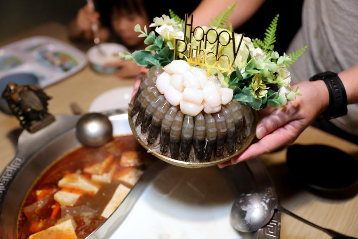 四川龍府放感情麻辣火鍋 內湖生日壽星優惠餐廳推薦! 蝦子、干貝大方送 - 第18張圖 四川龍府放感情麻辣火鍋 內湖生日壽星優惠餐廳推薦! 蝦子、干貝大方送