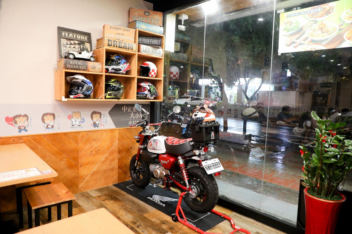 中壢牛肉麵推薦! 清牛堂清燉牛肉麵(內壢店) 霸王牛肉麵 霸氣牛肋條爽吃超過癮~