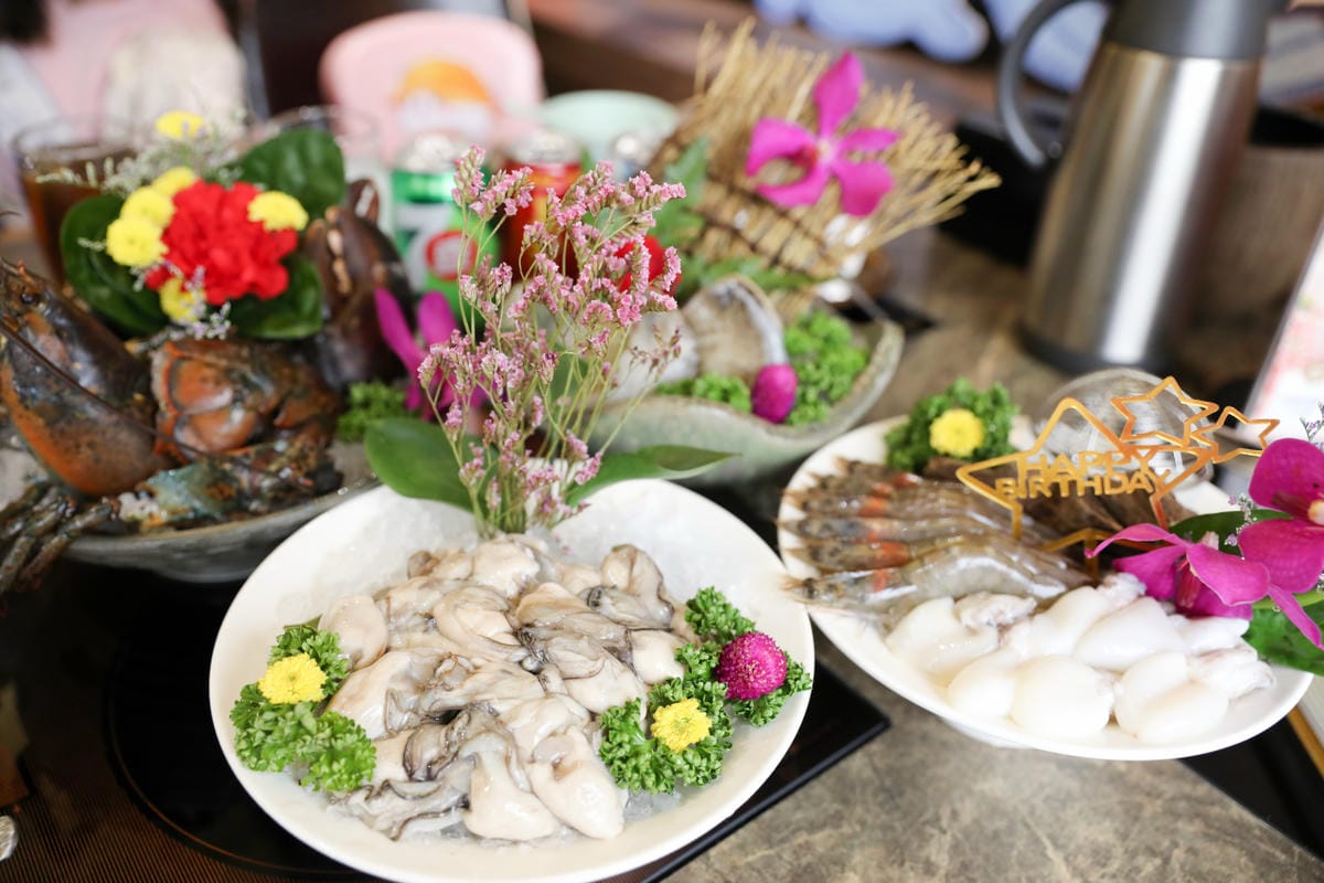 林口麻辣火鍋推薦! 養心殿御膳精緻鍋物(林口店) 高CP值火鍋,林口壽星慶生餐廳推薦! 生日當月送海鮮~