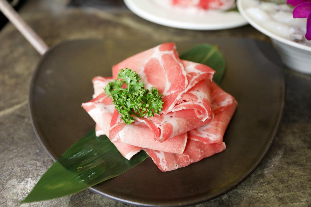 林口麻辣火鍋推薦! 養心殿御膳精緻鍋物(林口店) 高CP值火鍋,林口壽星慶生餐廳推薦! 生日當月送海鮮~