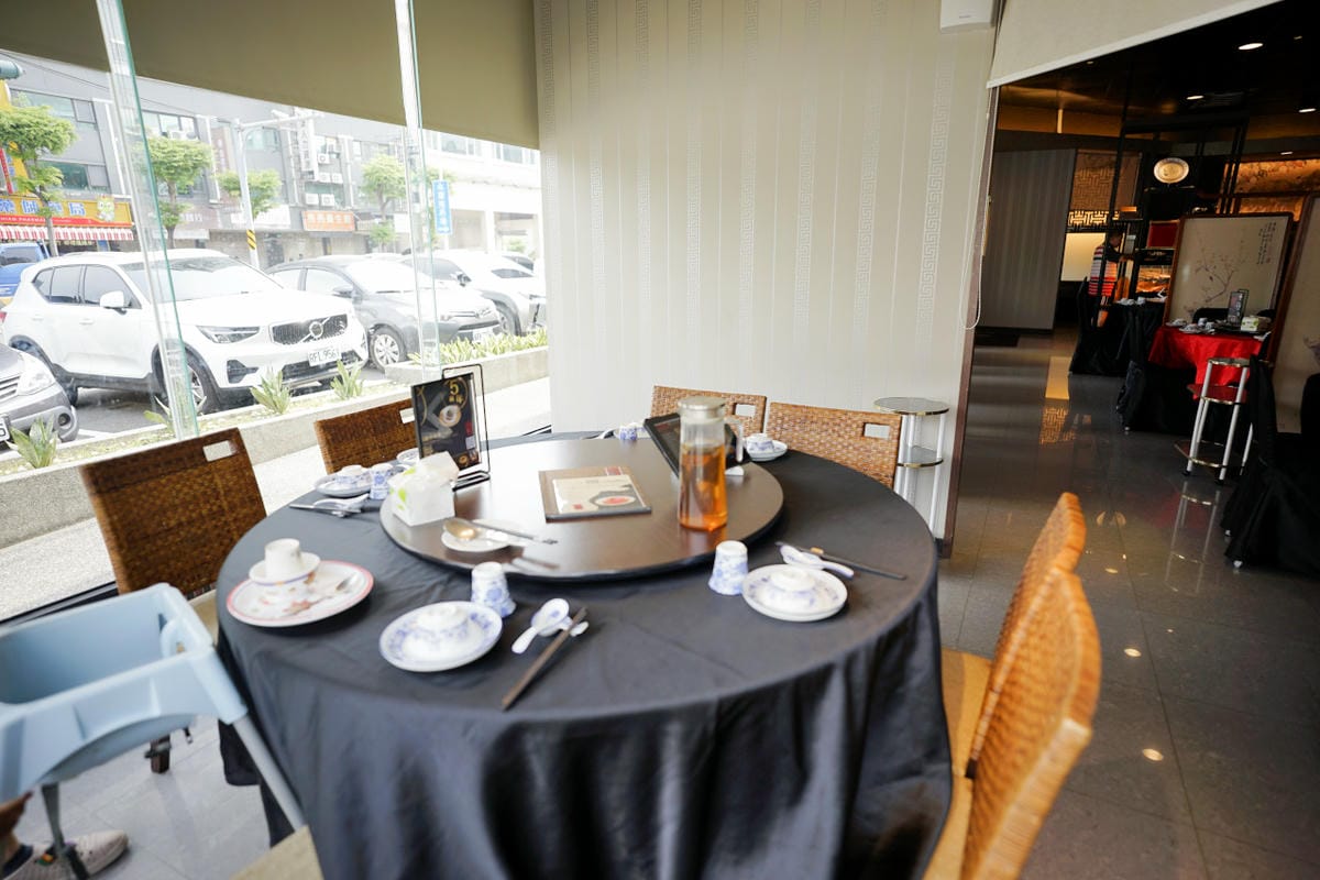 LA時尚川菜 墨川四川樟茶烤鴨(永康店) 先知鴨創意點心,台南中菜聚餐宴客推薦!