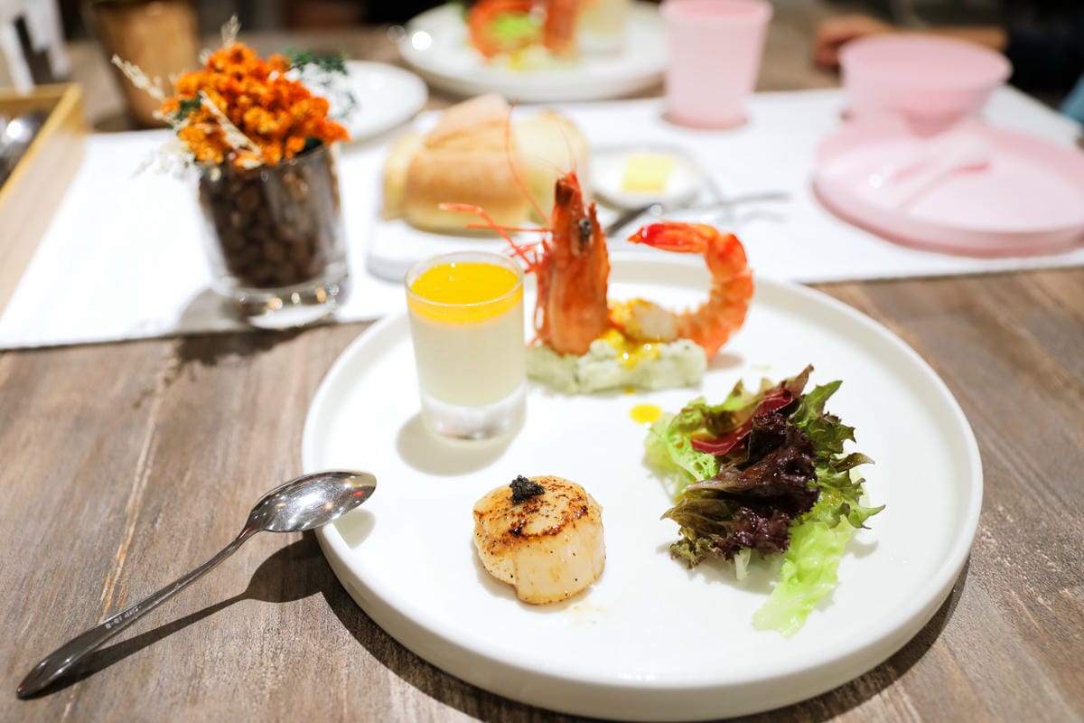 桃園高鐵飯店住宿推薦! 青埔商旅 CP-HOTEL 一泊二食超優秀! 近華泰名品城Outlet.Xpark水族館