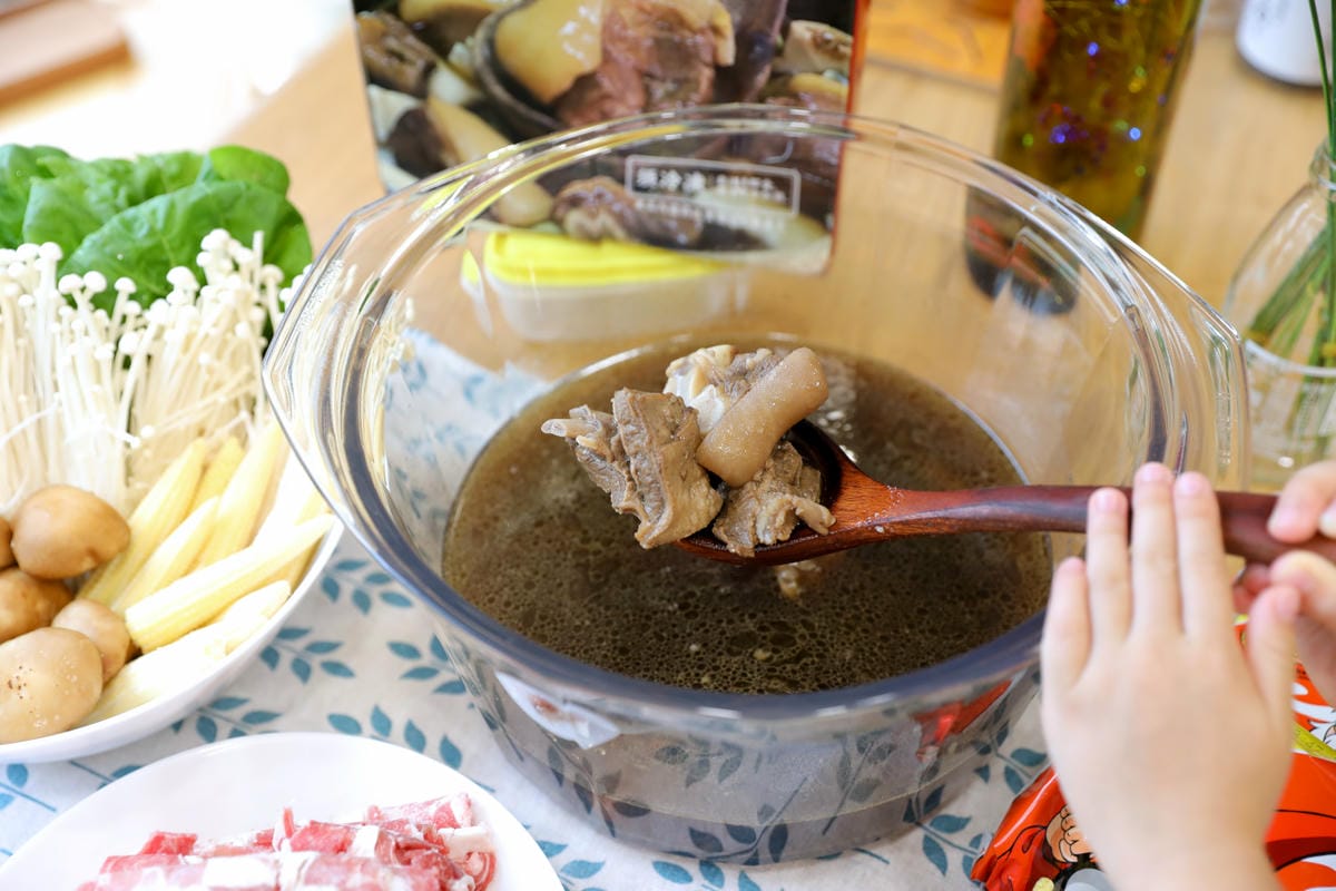 羊肉爐宅配推薦! 台南鄉野炭燒羊肉爐 藥膳羊肉爐.清燉羊肉爐.胡椒羊肉爐 軟Q小羔羊肉,在家吃羊肉爐超幸福! - 第5張圖 羊肉爐宅配推薦! 台南鄉野炭燒羊肉爐 藥膳羊肉爐.清燉羊肉爐.胡椒羊肉爐 軟Q小羔羊肉,在家吃羊肉爐超幸福!