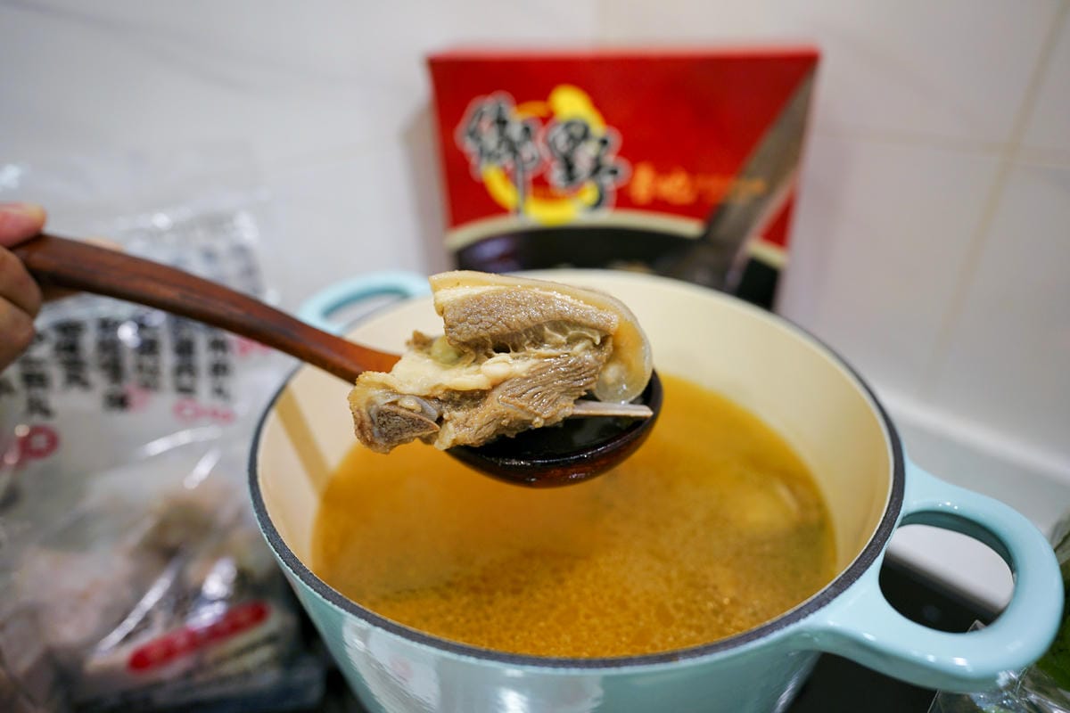 羊肉爐宅配推薦! 台南鄉野炭燒羊肉爐 藥膳羊肉爐.清燉羊肉爐.胡椒羊肉爐 軟Q小羔羊肉,在家吃羊肉爐超幸福! - 第17張圖 羊肉爐宅配推薦! 台南鄉野炭燒羊肉爐 藥膳羊肉爐.清燉羊肉爐.胡椒羊肉爐 軟Q小羔羊肉,在家吃羊肉爐超幸福!