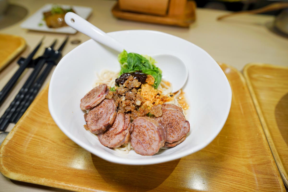 台北中山區牛肉麵推薦! 禾食麵鋪- 禾 Shang’s Noodles 紅燒牛肉麵.清燉牛肉麵都好吃極了~