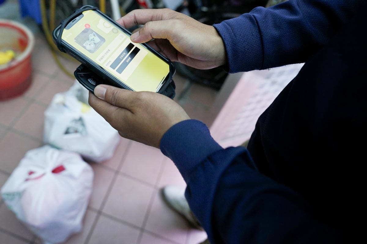 桃園代收垃圾服務推薦! Tracle 垃可 線上預約日期,專人到府收垃圾 再也不用追垃圾車啦~