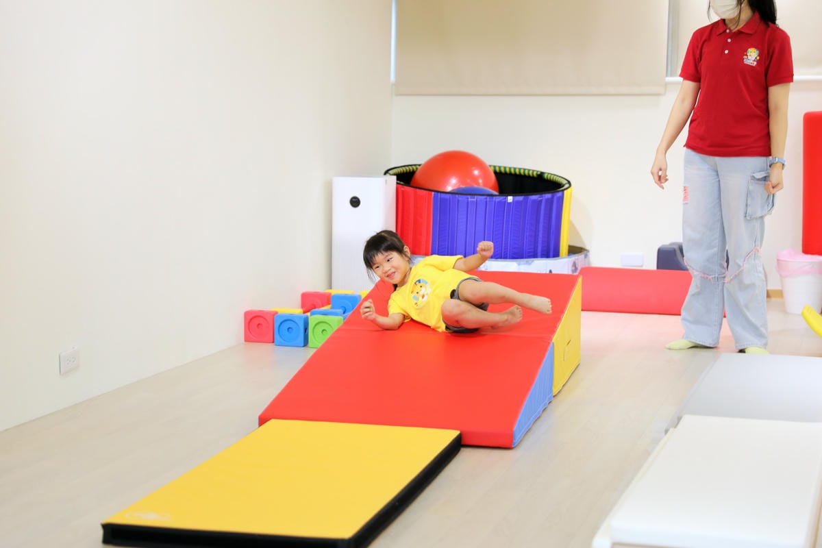 板橋職能治療師親子課程推薦! KidPro醫學級兒童發展教育團隊 幼兒感覺統合.專注力.人際情緒力培養
