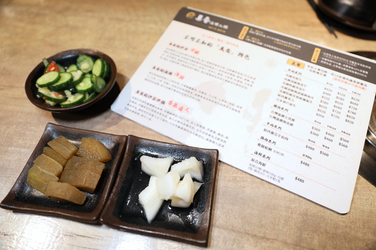 真香石頭火鍋 林口聚餐好去處,石頭火鍋推薦! 傳統沙茶火鍋,自助飲料吧