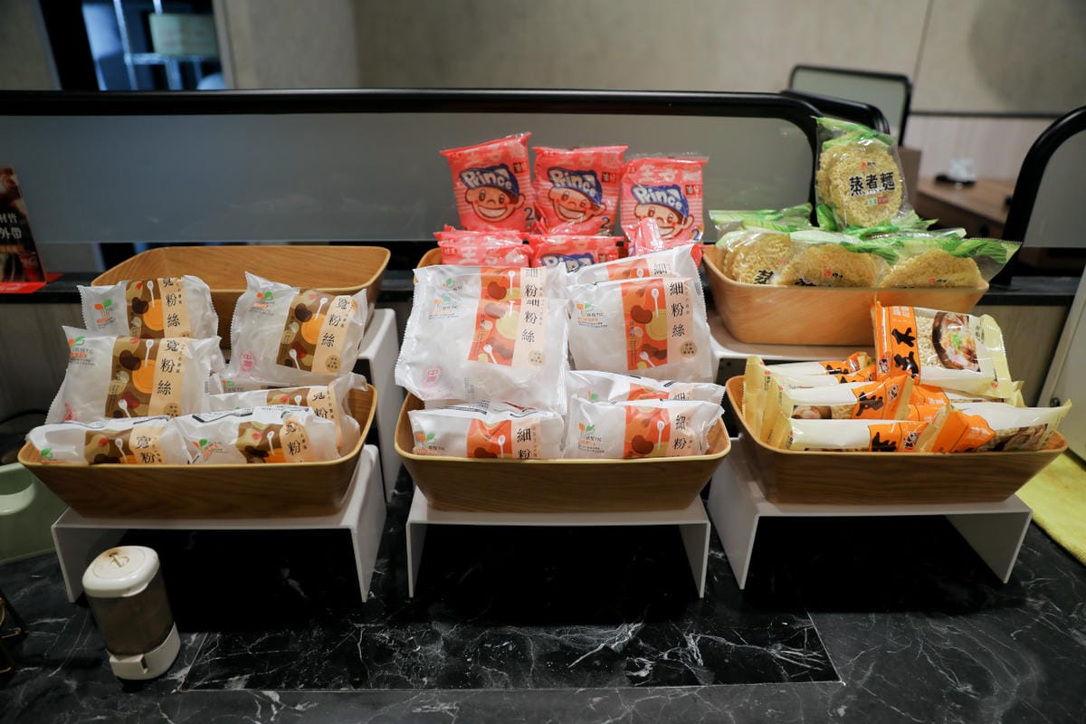 台南安平火鍋餐廳 新垣祖鍋物(安平店) 天然蔬果湯頭石頭火鍋.自助吧吃到飽無限量供應 - 第8張圖 台南安平火鍋餐廳 新垣祖鍋物(安平店) 天然蔬果湯頭石頭火鍋.自助吧吃到飽無限量供應