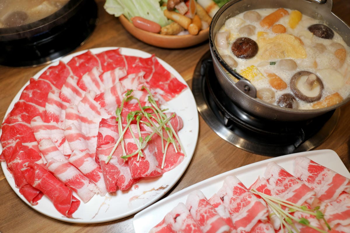 台南安平火鍋餐廳 新垣祖鍋物(安平店) 天然蔬果湯頭石頭火鍋.自助吧吃到飽無限量供應 - 第20張圖 台南安平火鍋餐廳 新垣祖鍋物(安平店) 天然蔬果湯頭石頭火鍋.自助吧吃到飽無限量供應