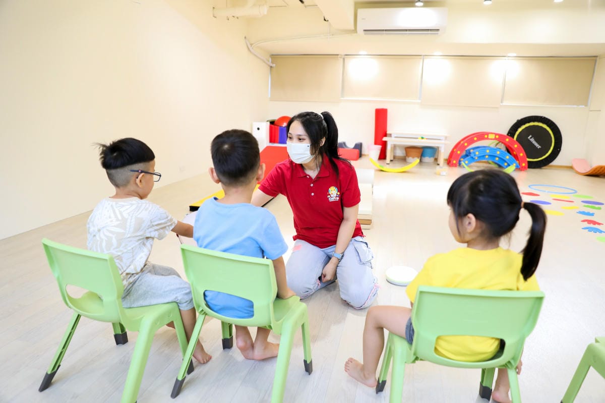 板橋職能治療師親子課程推薦! KidPro醫學級兒童發展教育團隊 幼兒感覺統合.專注力.人際情緒力培養