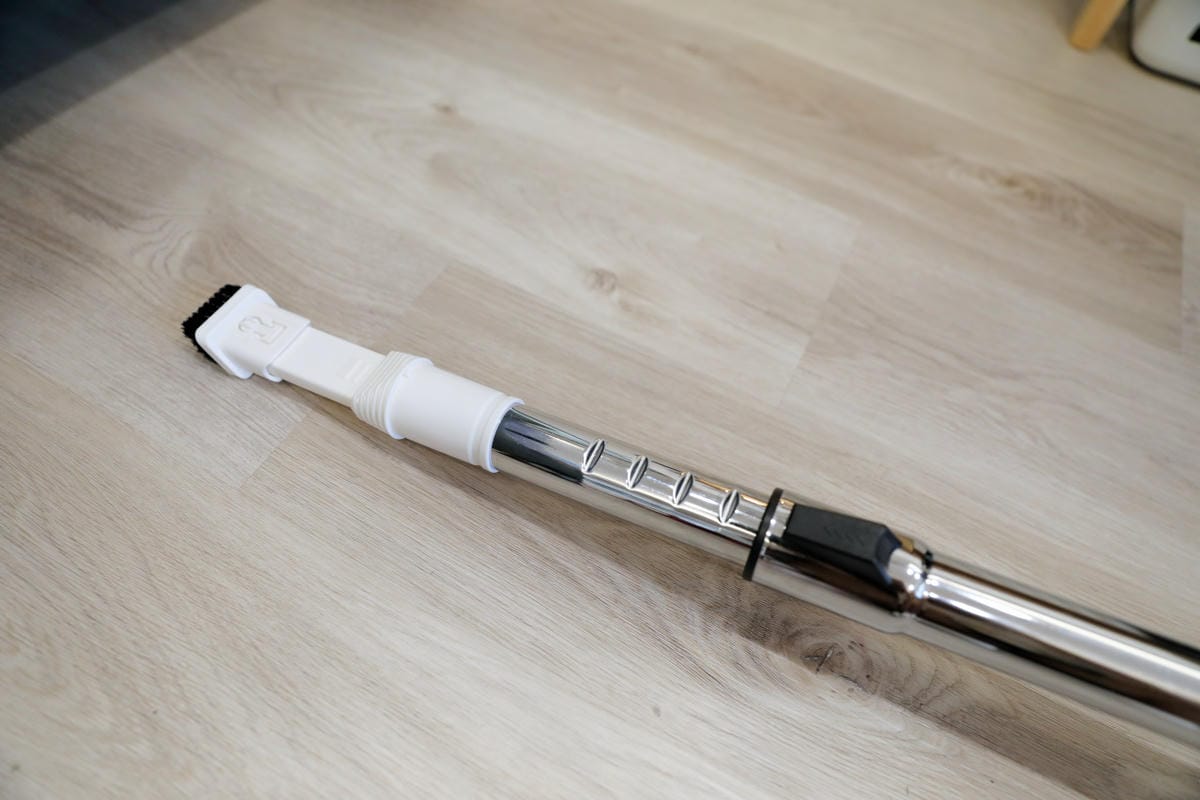 禾聯家電 輕量化有線吸塵器 HVC-56AB010 多功能配件組 一鍵卸塵,集塵桶及過濾器皆可拆卸水洗 - 第19張圖 禾聯家電 輕量化有線吸塵器 HVC-56AB010 多功能配件組 一鍵卸塵,集塵桶及過濾器皆可拆卸水洗