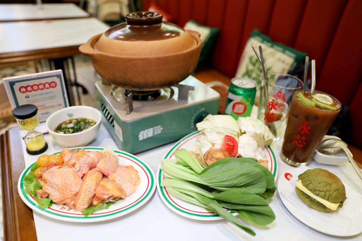 桃園藝文特區港式茶餐廳推薦! 永芯茶檔 茶餐廳(南平店) 超好吃牛筋牛肉撈麵.粵式雞煲.西多士.菠蘿油 - 第22張圖 桃園藝文特區港式茶餐廳推薦! 永芯茶檔 茶餐廳(南平店) 超好吃牛筋牛肉撈麵.粵式雞煲.西多士.菠蘿油