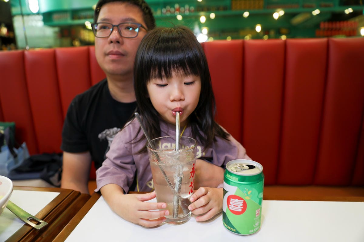桃園藝文特區港式茶餐廳推薦! 永芯茶檔 茶餐廳(南平店) 超好吃牛筋牛肉撈麵.粵式雞煲.西多士.菠蘿油 - 第9張圖 桃園藝文特區港式茶餐廳推薦! 永芯茶檔 茶餐廳(南平店) 超好吃牛筋牛肉撈麵.粵式雞煲.西多士.菠蘿油