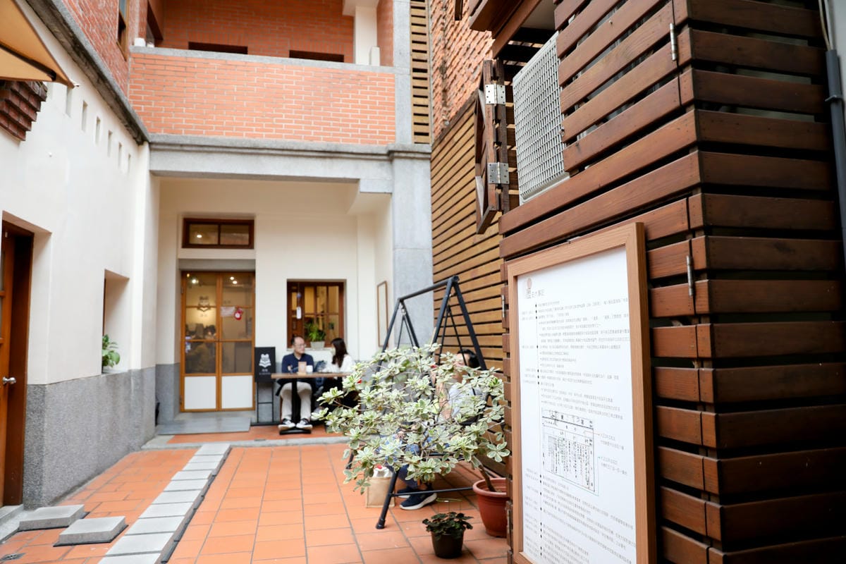 閱悅電子閱讀專門店(台北大稻埕門市) 電子閱讀器租借服務,隨時隨地親子共讀無限制