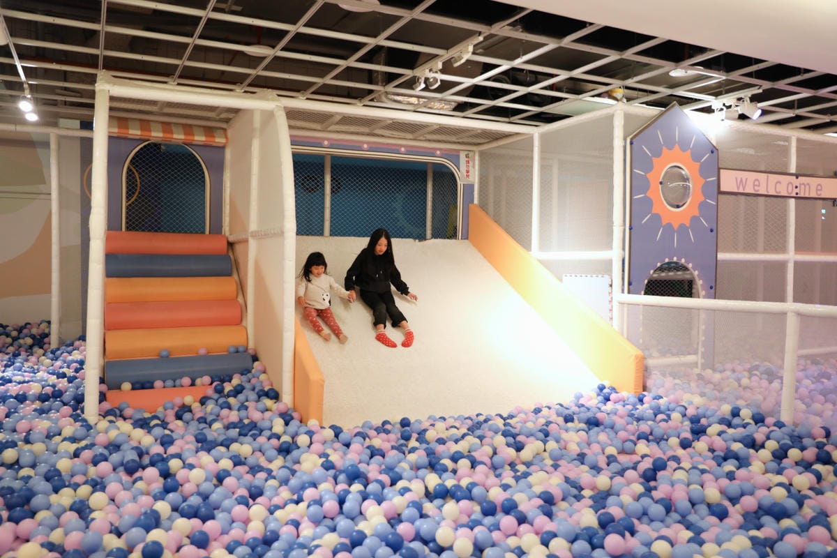 竹北室內親子樂園推薦! 追風奇幻島-童話莊園6+plaza店 吃喝玩樂線上購票超划算!
