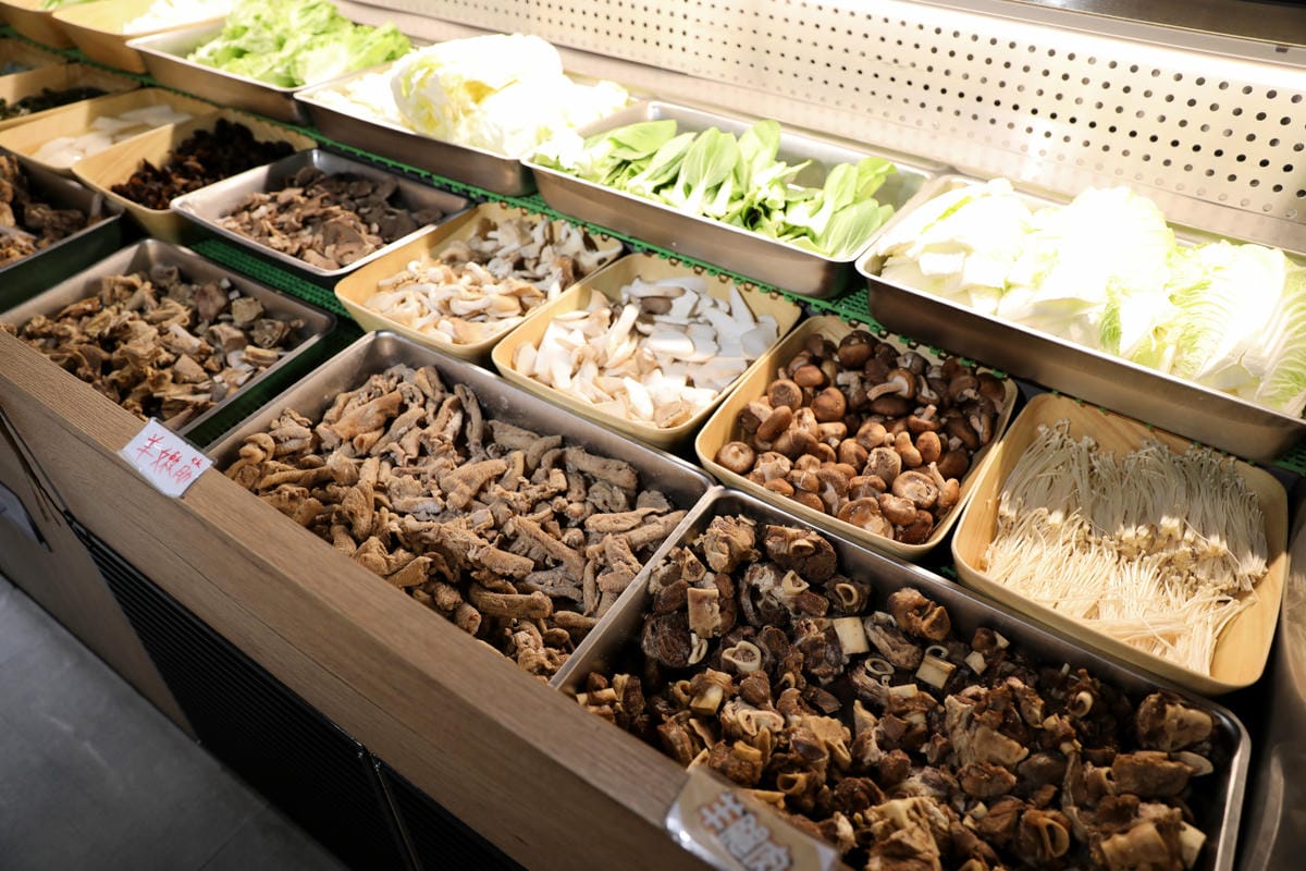 桃園羊肉爐吃到飽推薦! 耀武羊威(國際店) 外帶羊肉爐年菜圍爐好選擇!