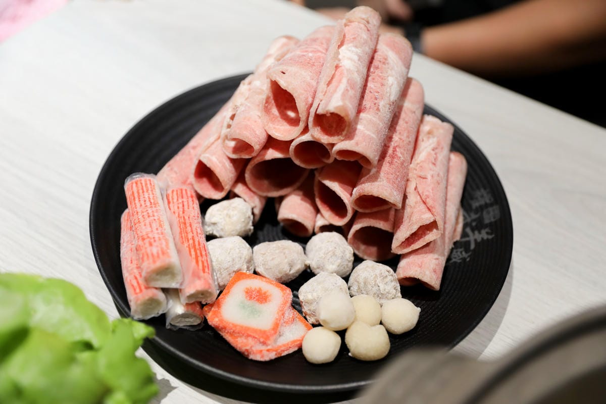 桃園羊肉爐吃到飽推薦! 耀武羊威(國際店) 外帶羊肉爐年菜圍爐好選擇!