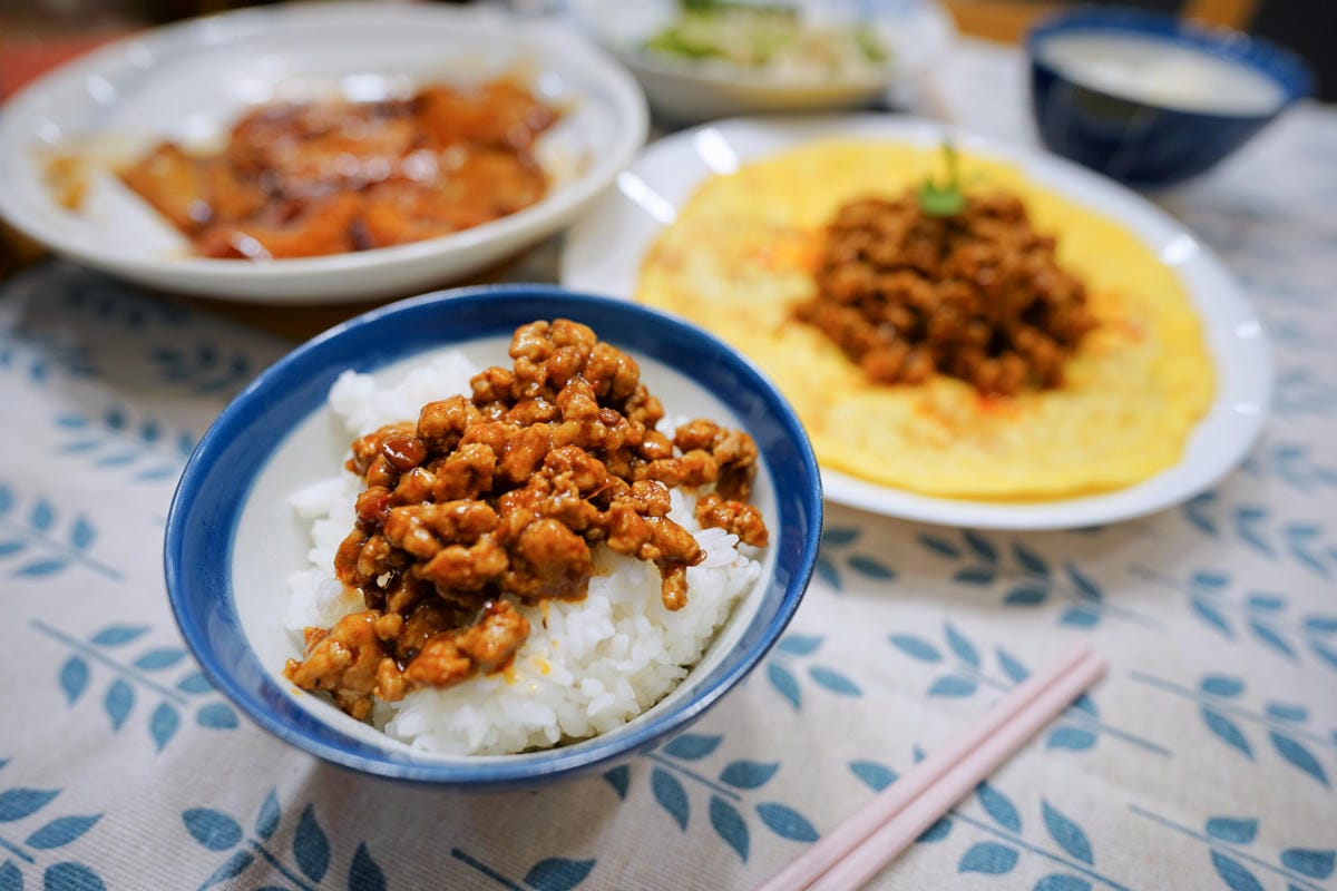 全聯小磨坊麻婆醬推薦! 懶人零失敗料理食譜 麻婆烘蛋.麻婆肉燥飯