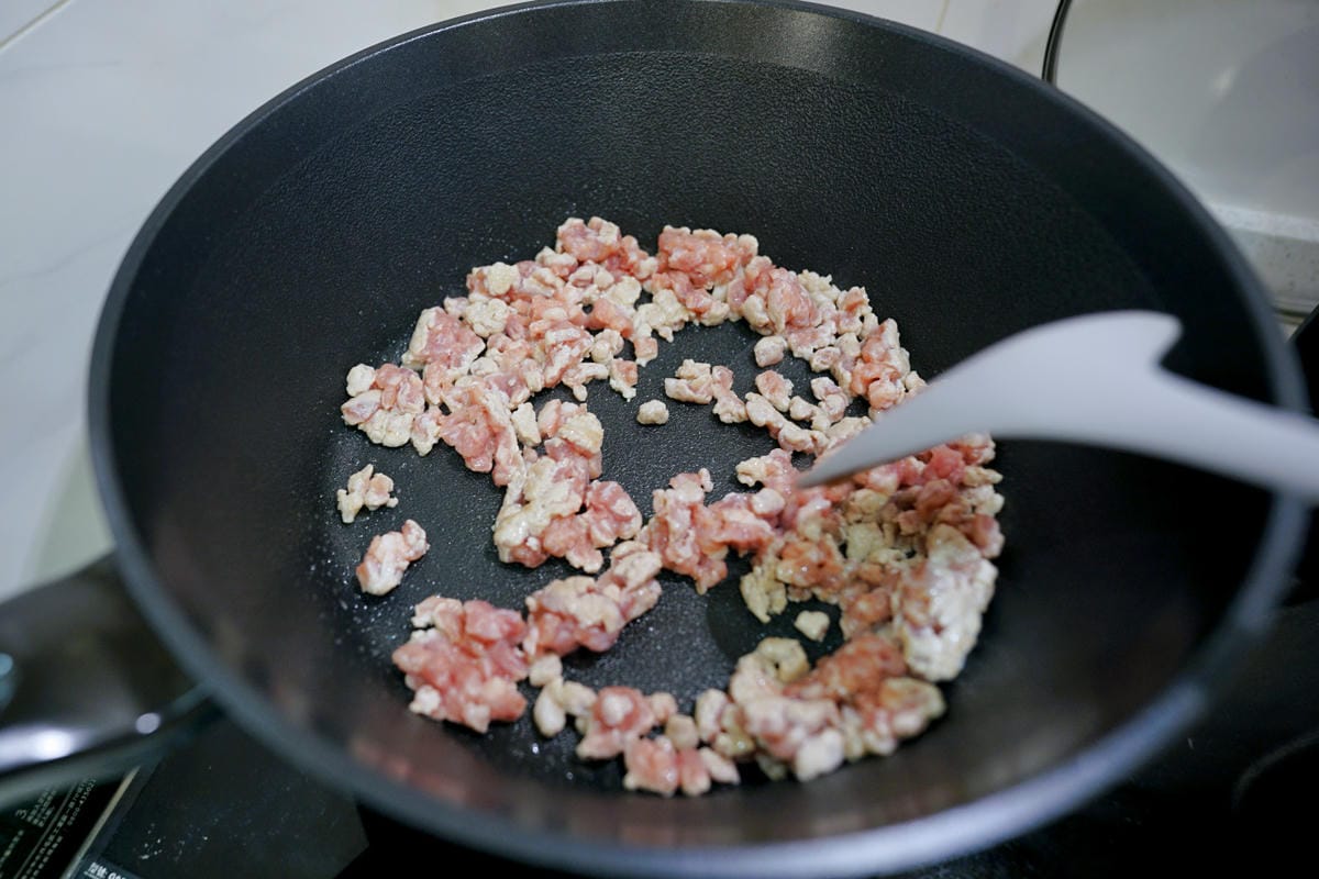 全聯小磨坊麻婆醬推薦! 懶人零失敗料理食譜 麻婆烘蛋.麻婆肉燥飯