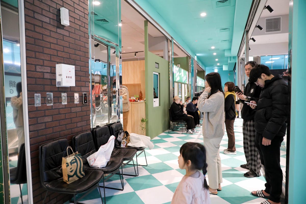 狂一鍋 新台式火鍋(台北西門店) 網路票選新台式火鍋第1名,蔬食自助吧吃到飽,西門町火鍋推薦! - 第3張圖 狂一鍋 新台式火鍋(台北西門店) 網路票選新台式火鍋第1名,蔬食自助吧吃到飽,西門町火鍋推薦!