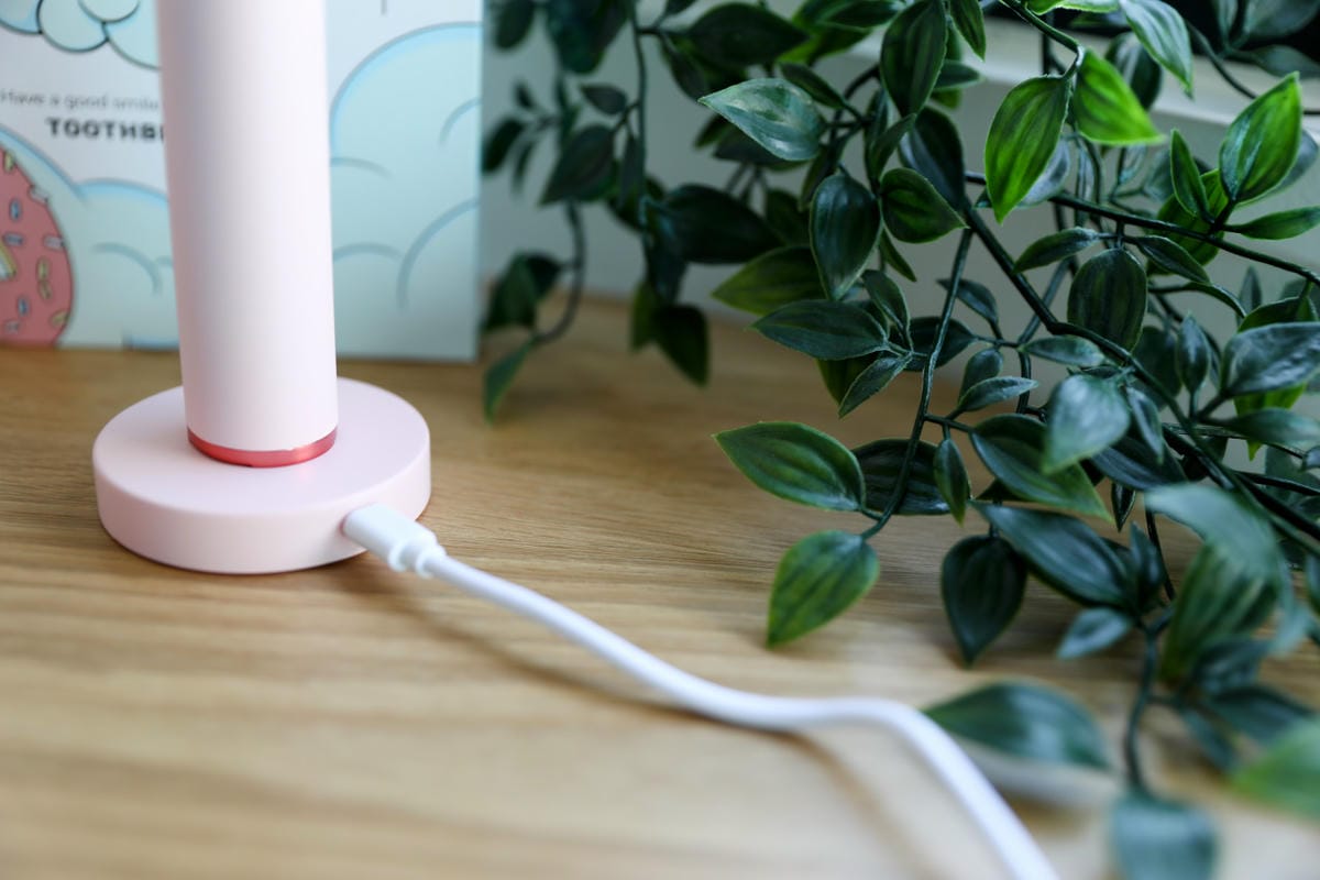 兒童電動牙刷推薦! unicare unibear兒童電動牙刷 防蛀牙必備!讓孩子愛上刷牙,養成自主刷牙的好習慣~ - 第6張圖 兒童電動牙刷推薦! unicare unibear兒童電動牙刷 防蛀牙必備!讓孩子愛上刷牙,養成自主刷牙的好習慣~