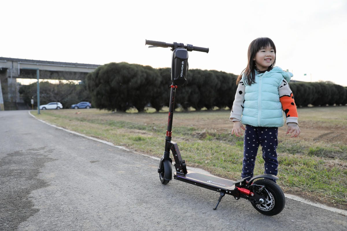 摺疊電動滑板車開箱 Waymax Lite-3電動滑板車 親子同樂.懶人代步車推薦!