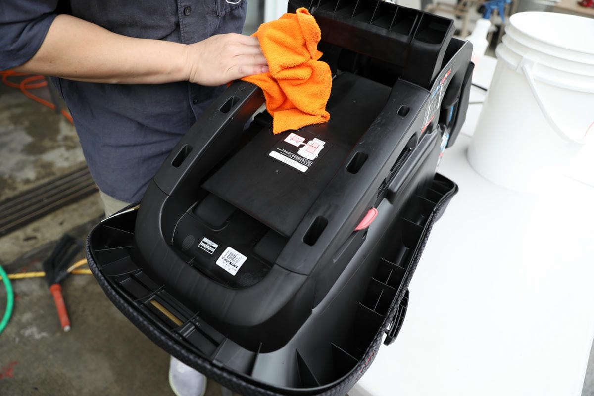 竹北汽車安全座椅清洗推薦! Lcf車體鍍膜 兒童推車.汽座清潔服務 - 第26張圖 竹北汽車安全座椅清洗推薦! Lcf車體鍍膜 兒童推車.汽座清潔服務